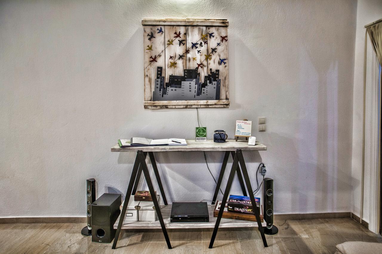 Maya'S Boutique Residence 罗希姆诺 外观 照片