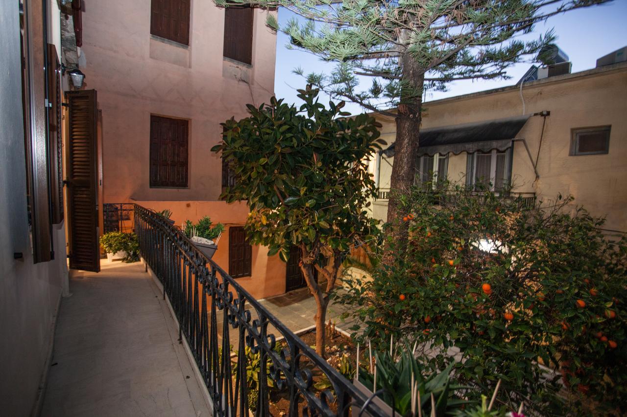 Maya'S Boutique Residence 罗希姆诺 外观 照片